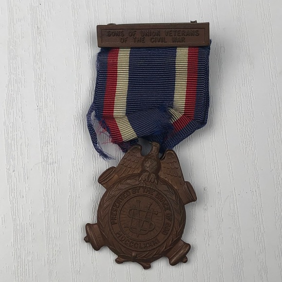 Vintage Sons of Union Veterans of the Civil War Membership Medal Badge Brooch - Picture 2 of 9